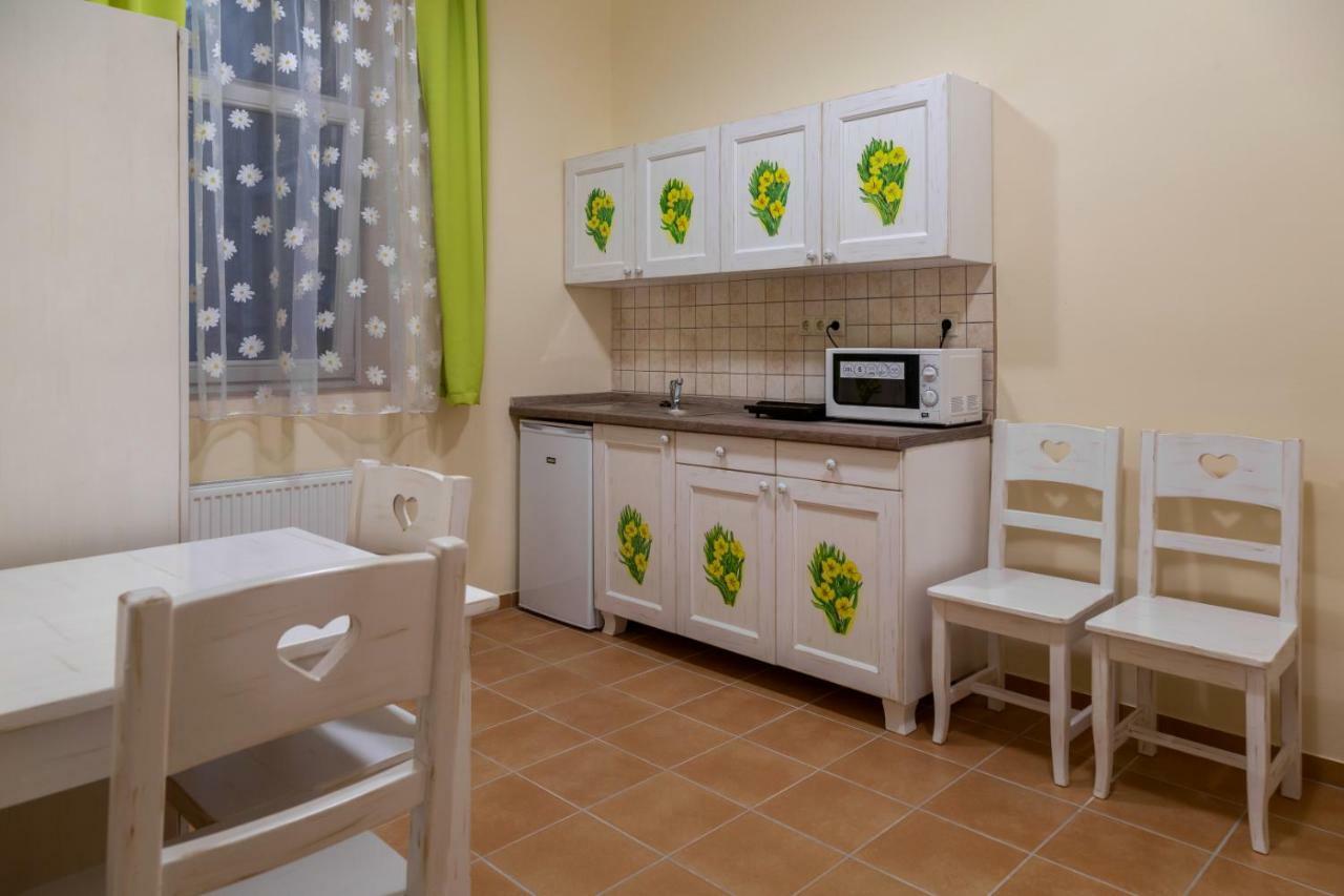 Balzsam Apartmanhaz Гаркань Екстер'єр фото