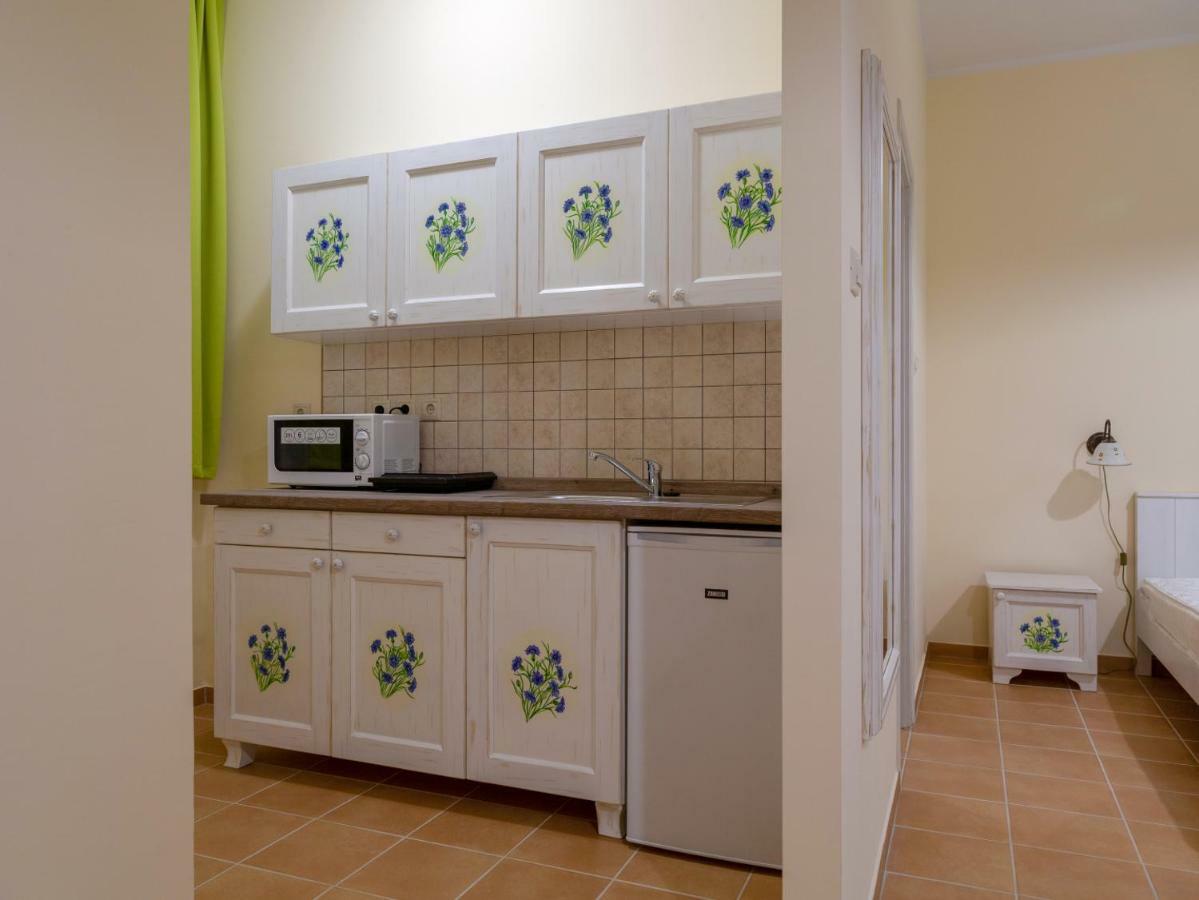 Balzsam Apartmanhaz Гаркань Екстер'єр фото