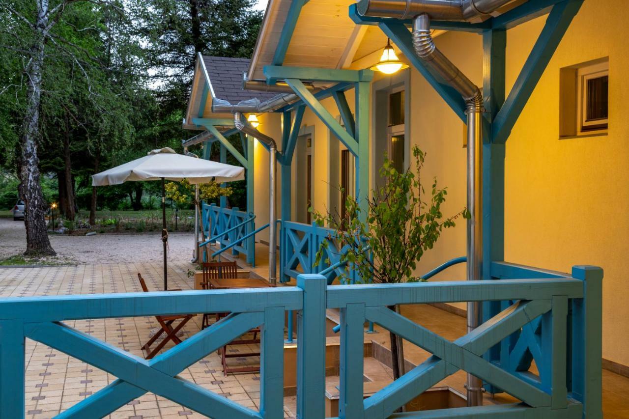 Balzsam Apartmanhaz Гаркань Екстер'єр фото