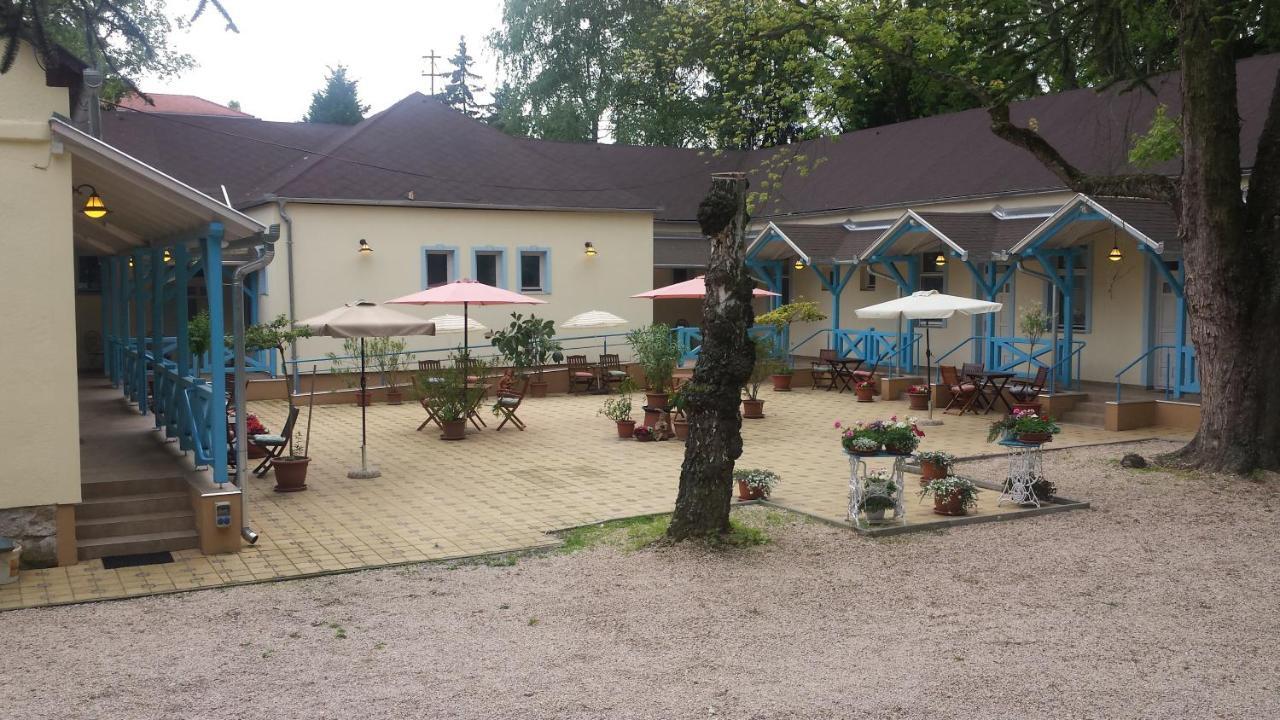 Balzsam Apartmanhaz Гаркань Екстер'єр фото